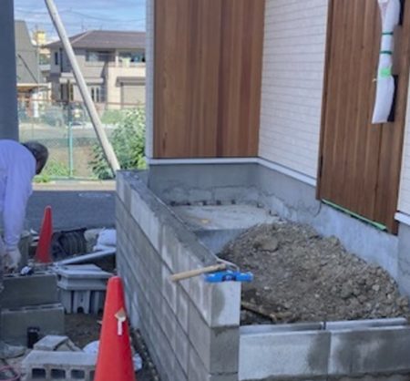 外構の職人さんと。