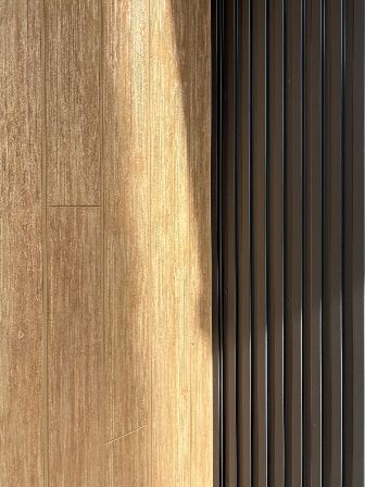 外壁カラーは”いぶし銀”